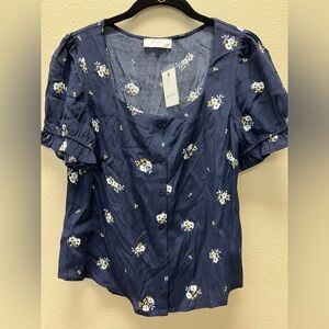Elodie Medium New With Tags Navy Blue Floral Blouse